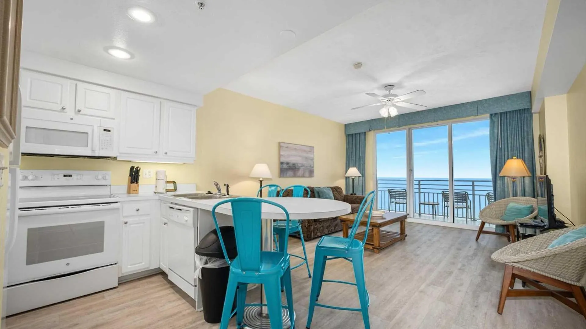 Luxury 16Th Floor 1 Bedroom Condo Direct Oceanfront Wyndham Ocean Walk Resort Daytona Beach | 1608 0*,