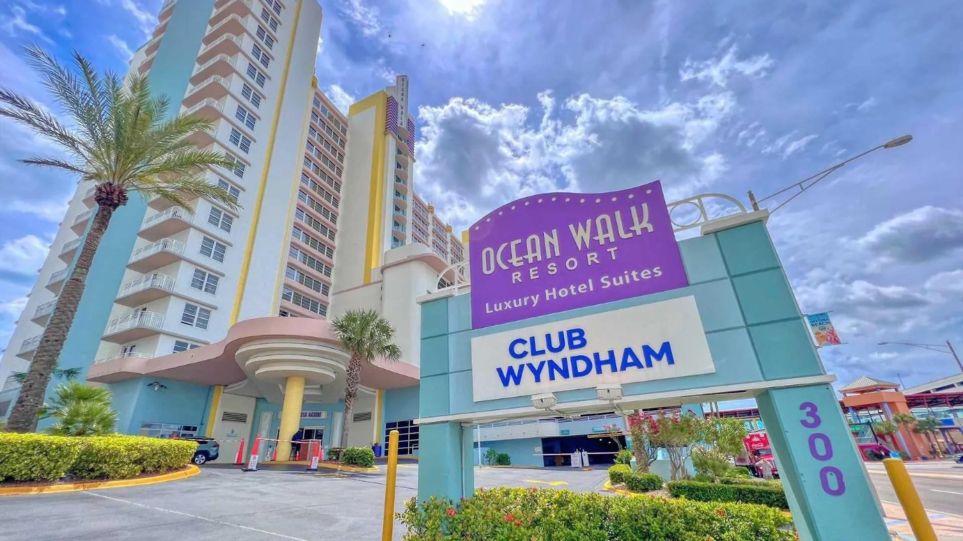 Luxury 16Th Floor 1 Bedroom Condo Direct Oceanfront Wyndham Ocean Walk Resort Daytona Beach | 1608 0*,  ABD